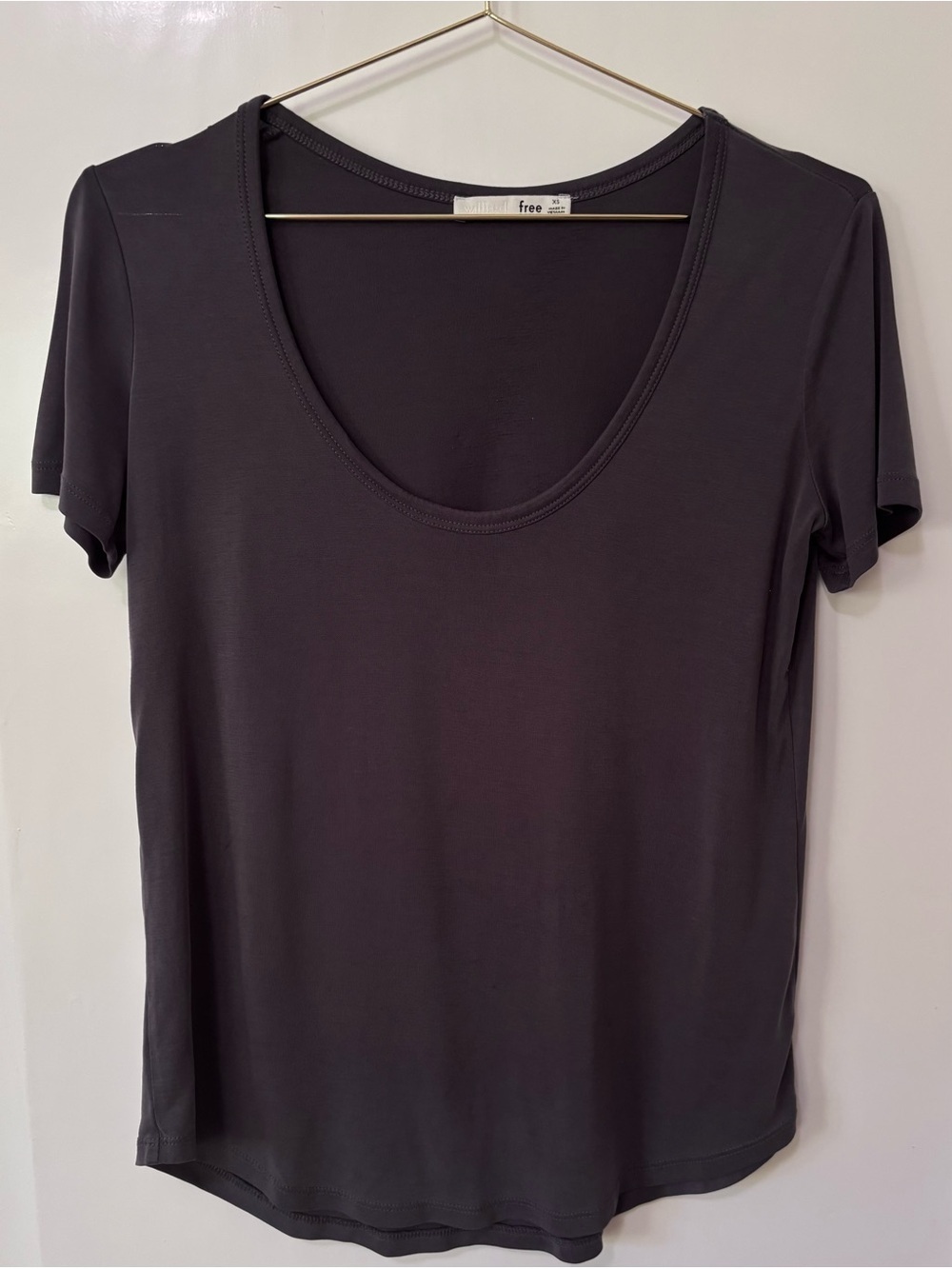 Wilfred| Aritzia| Charcoal Grey Short Sleeve Scoop Neck Relaxed T-shirt Sz XS